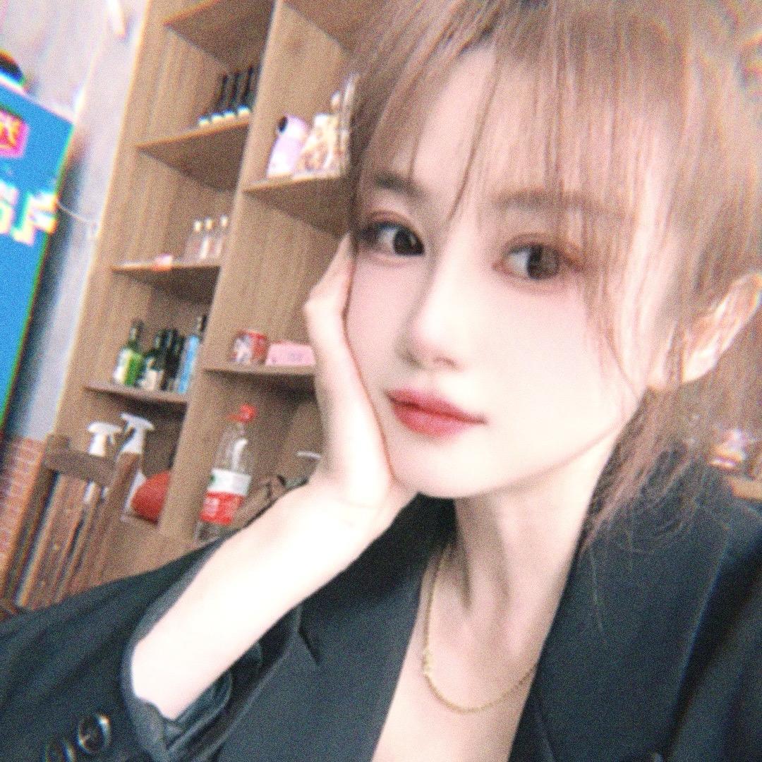 一臉的美人痣
