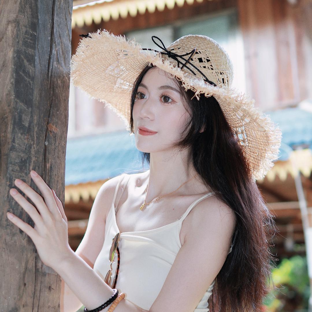 - Jiang Jiang