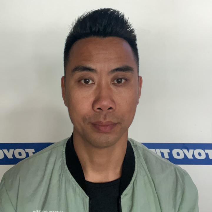 德阳鑫鑫二手轮胎报废车