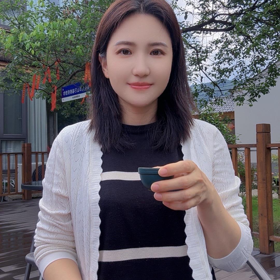 郭梓琪塑身美体内衣