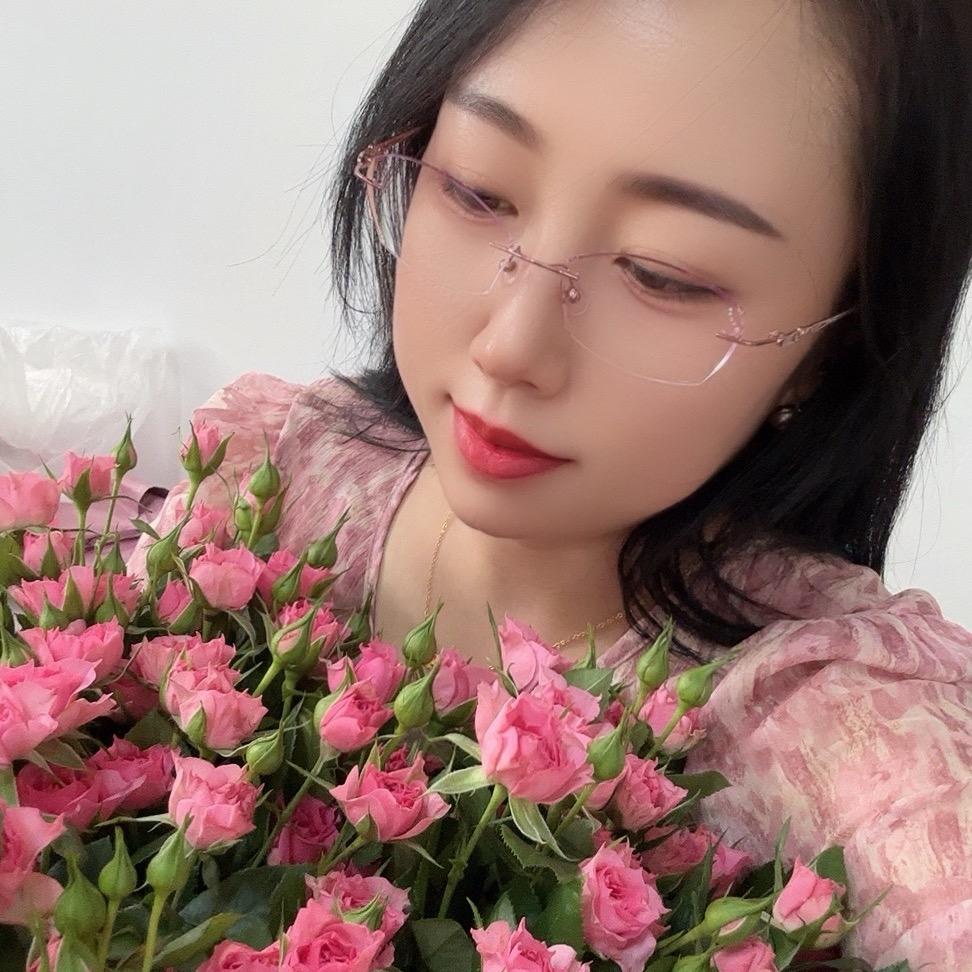 晶静鲜花💐