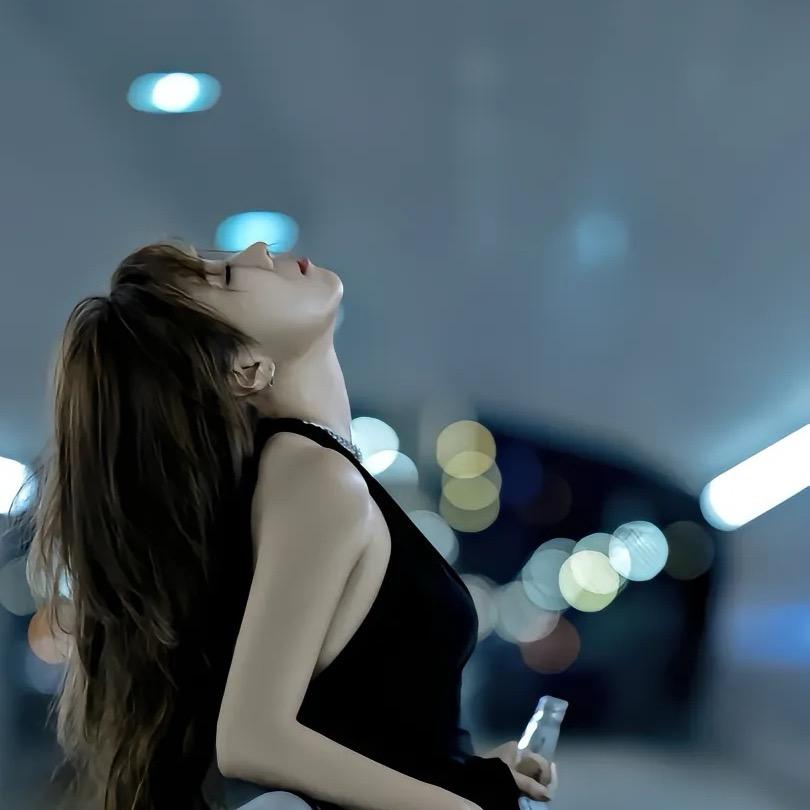 终遇你   .(ˇ◕🐽◕ˇ)