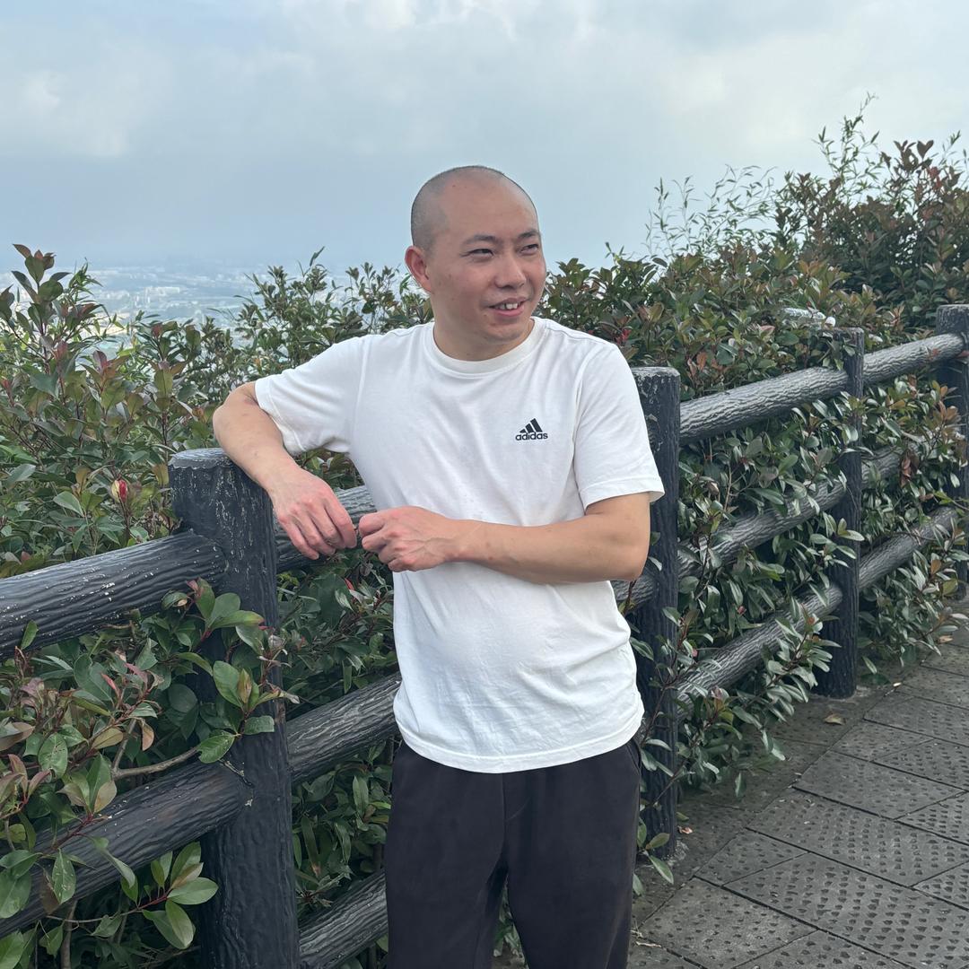 耙耳朵酸菜鱼小平