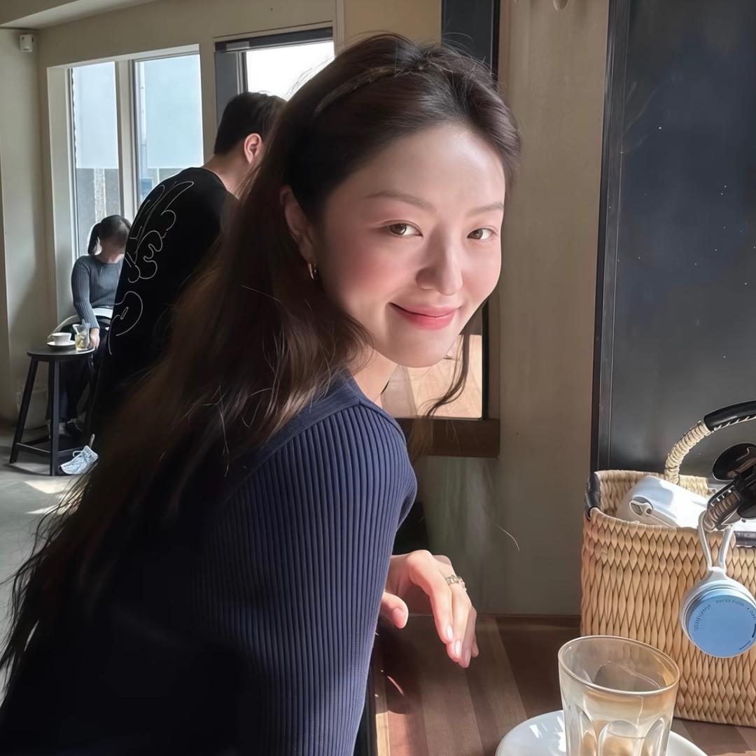 小1
