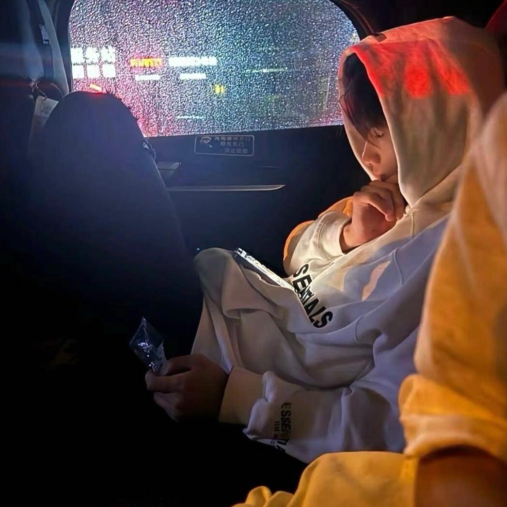 qaq80