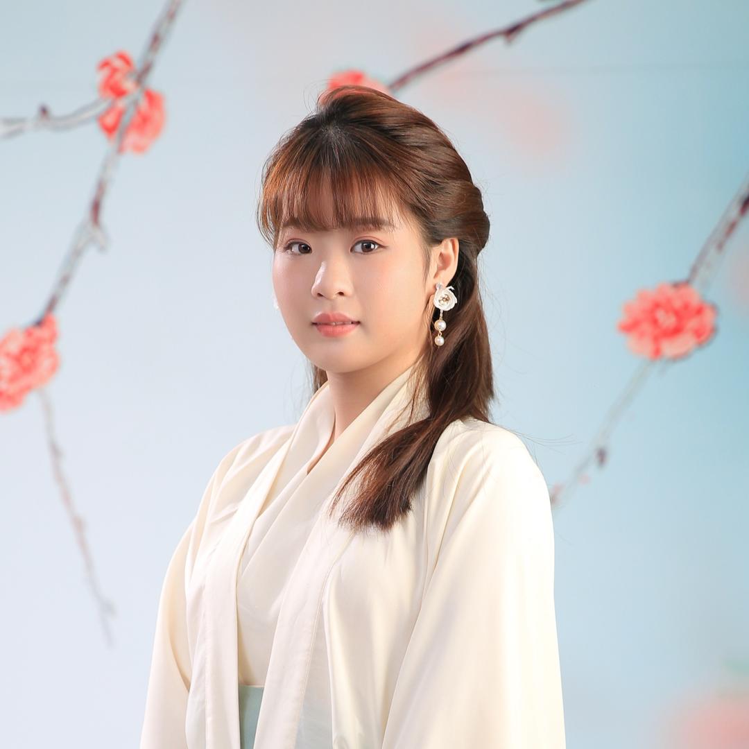 00后小老板～思宇（攒金豆）