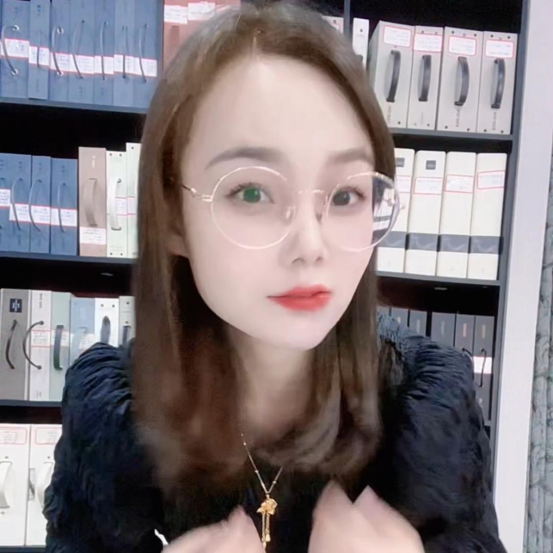 爱吃榴莲的微微