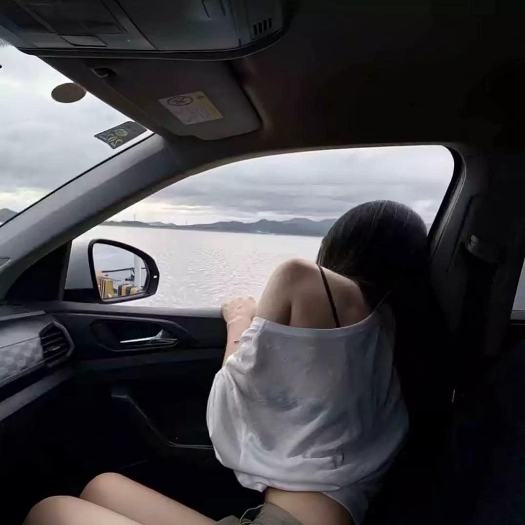 老公懂事跟男的跑了