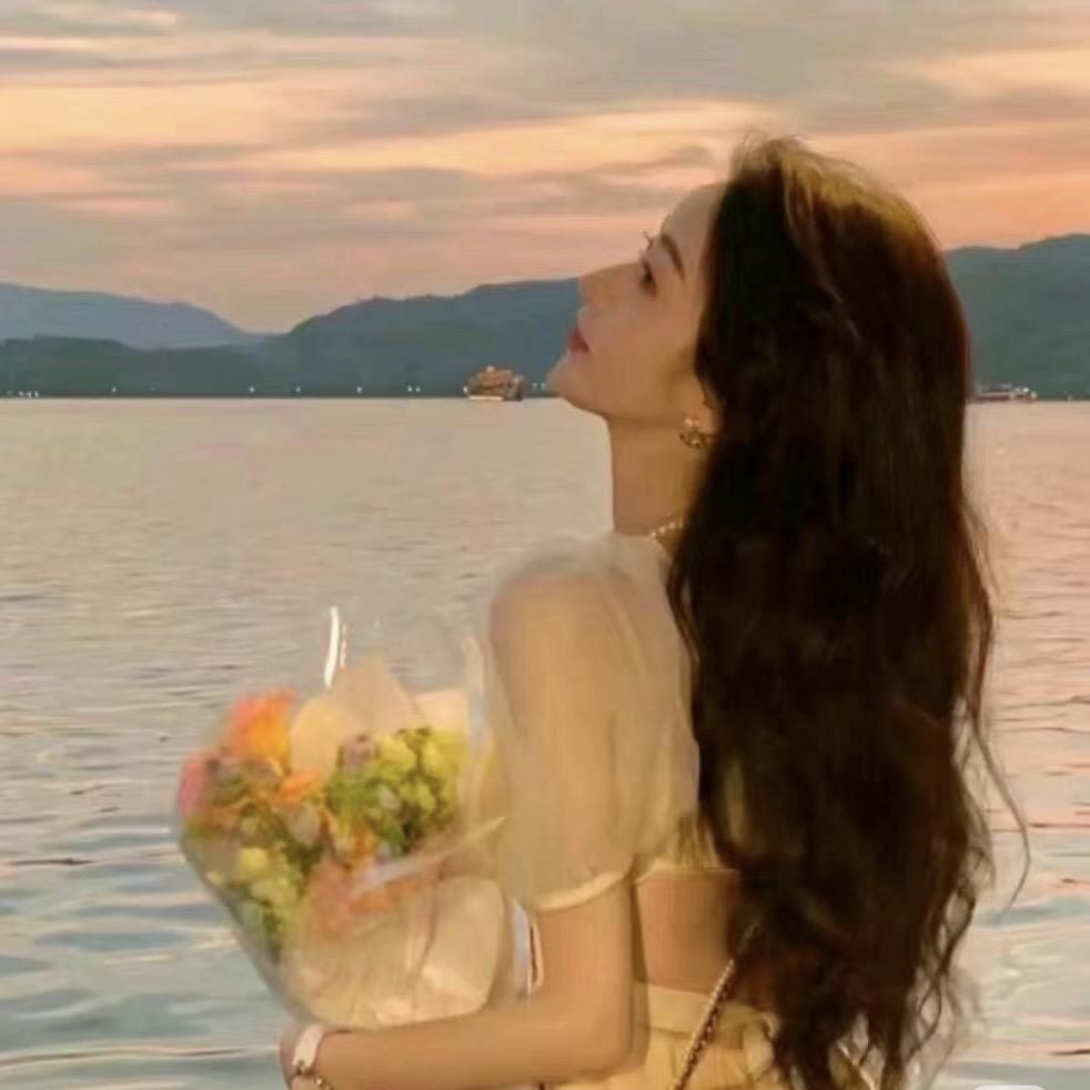 是橙子吖🍊