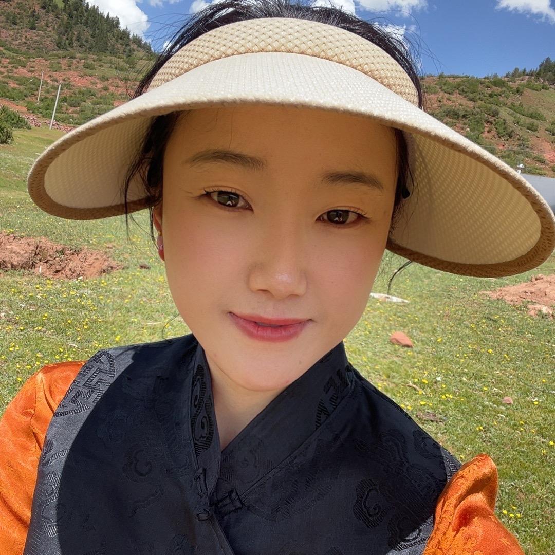卓玛服装店