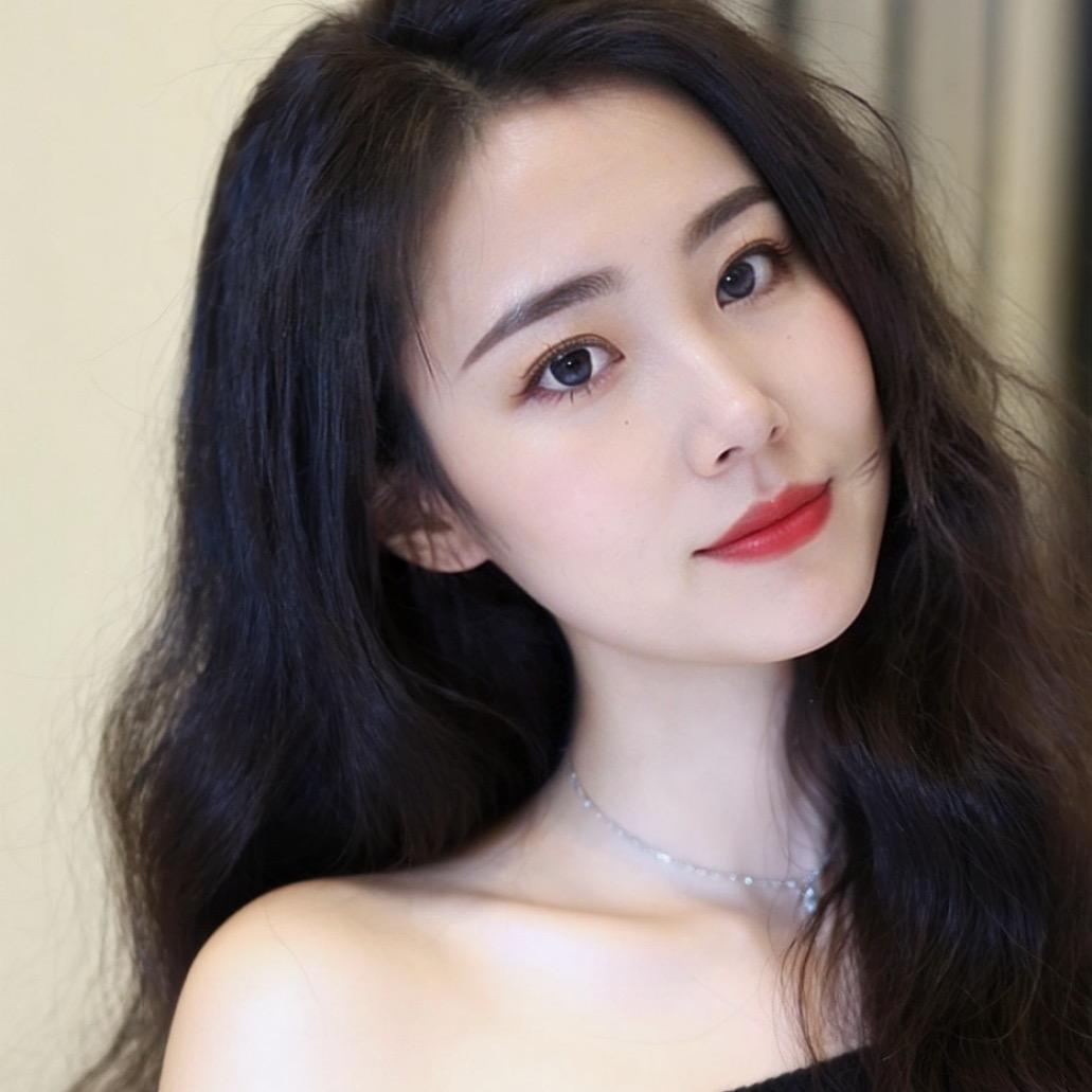 莉莉呀💋