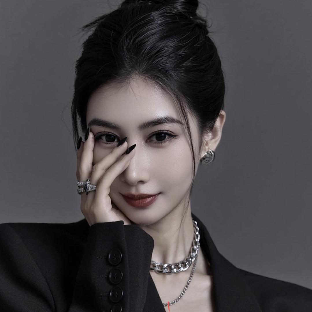 金一月双眼皮恢复期