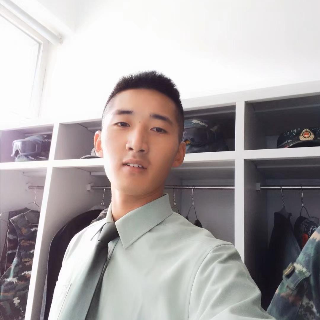 阿亮学长（der王）