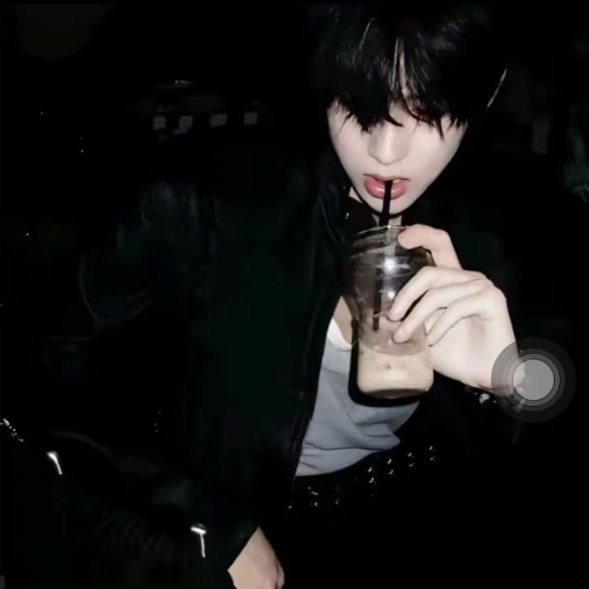 乱了头发乱了心