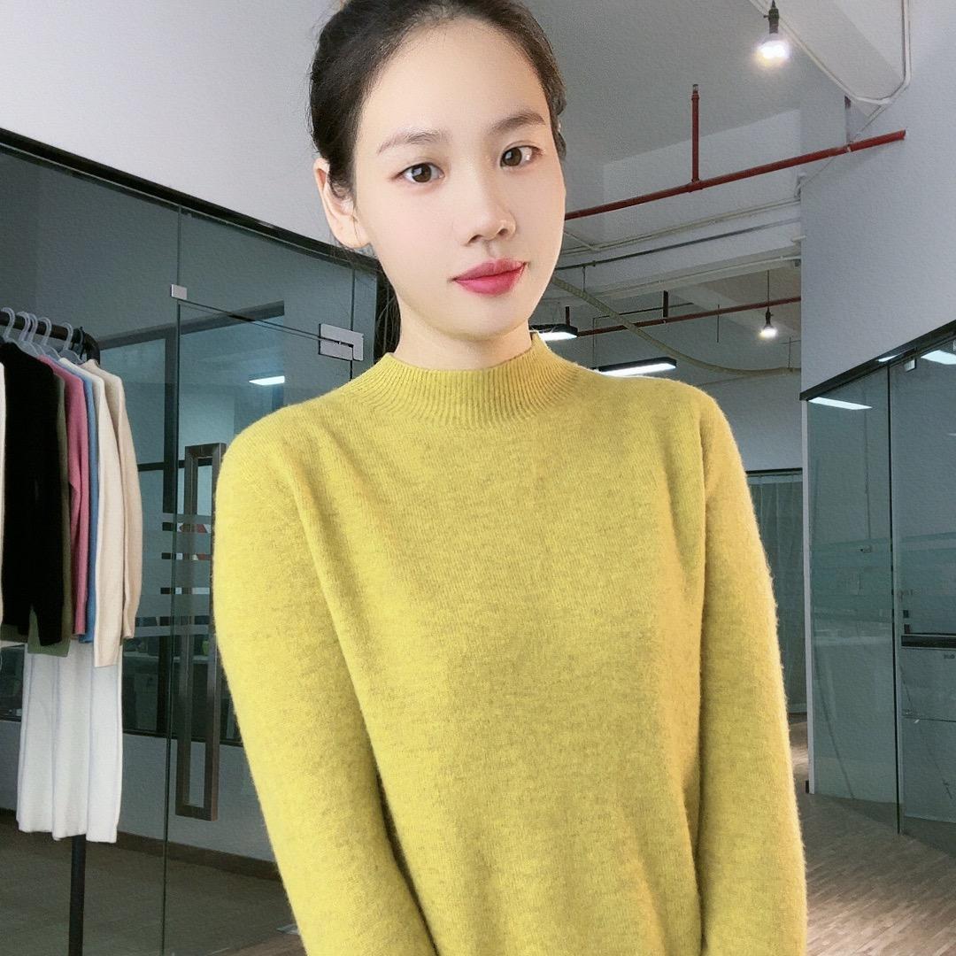 蕴色羊绒服装工厂店