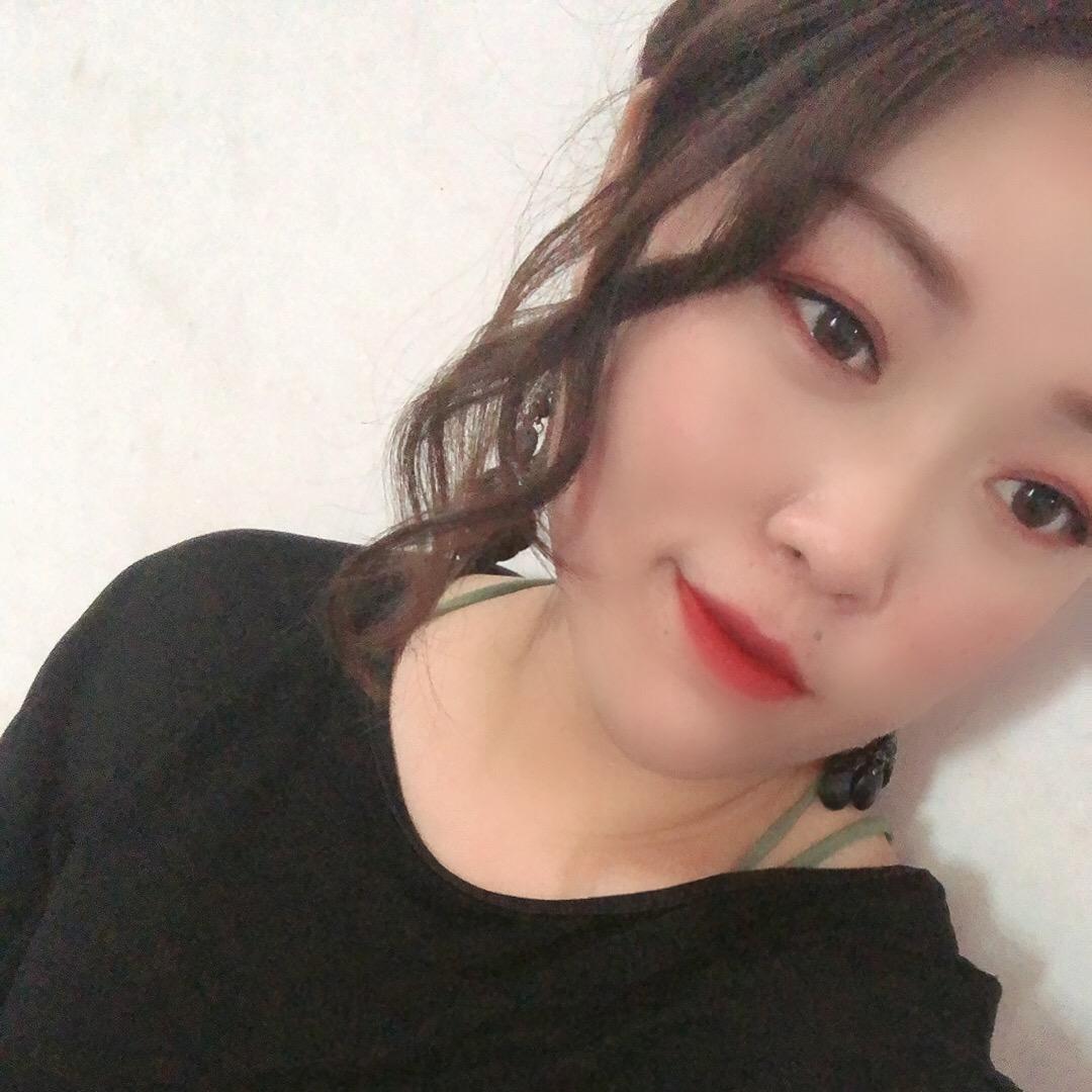 李大庄（凤姐）唯衣女装