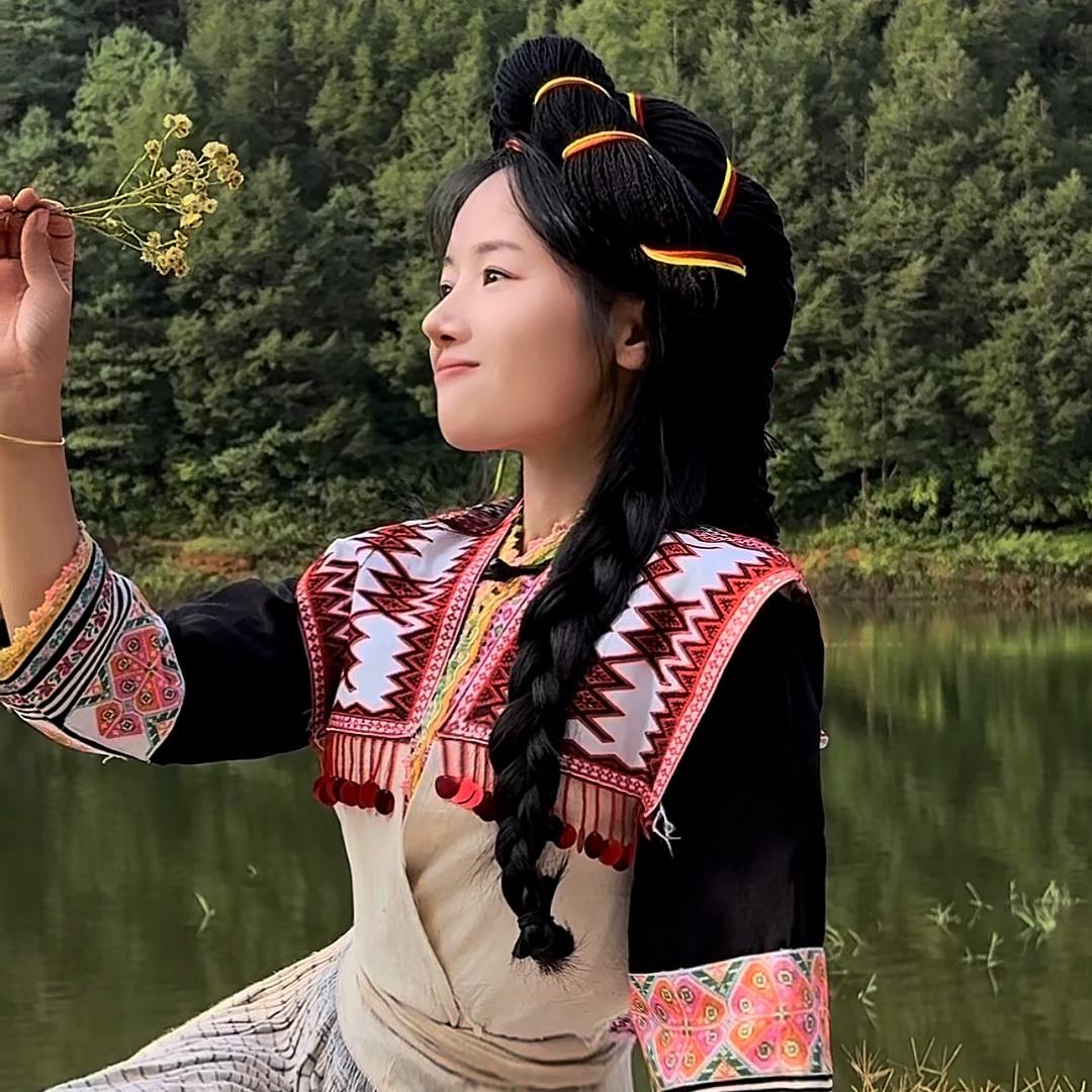 张玉玉（笨笨的）