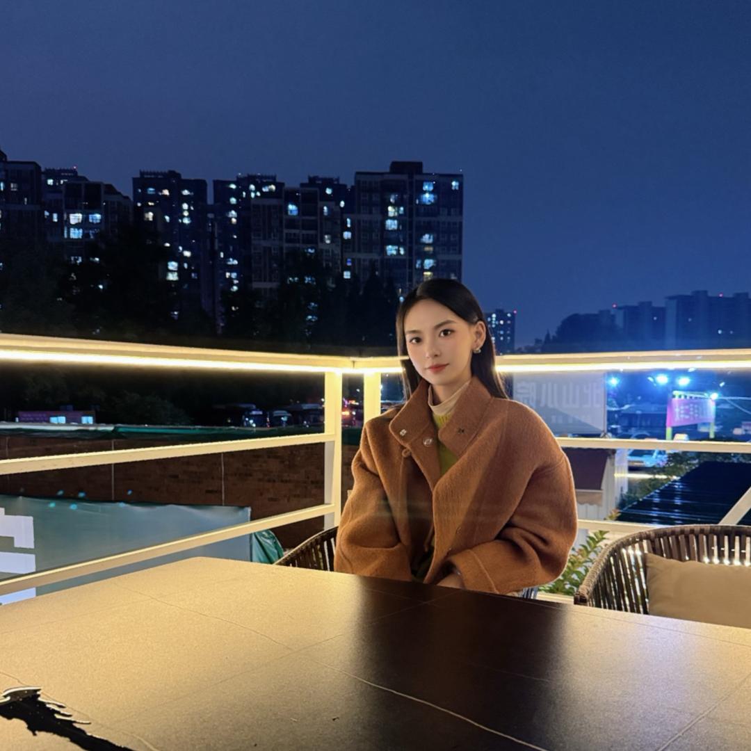 成都做广告的刘幺妹儿🫠