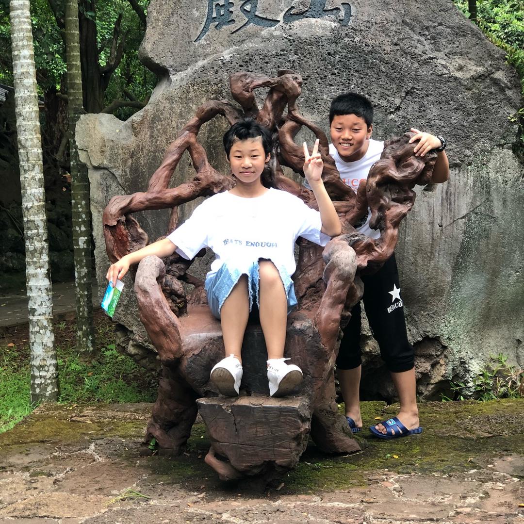 沉默不言