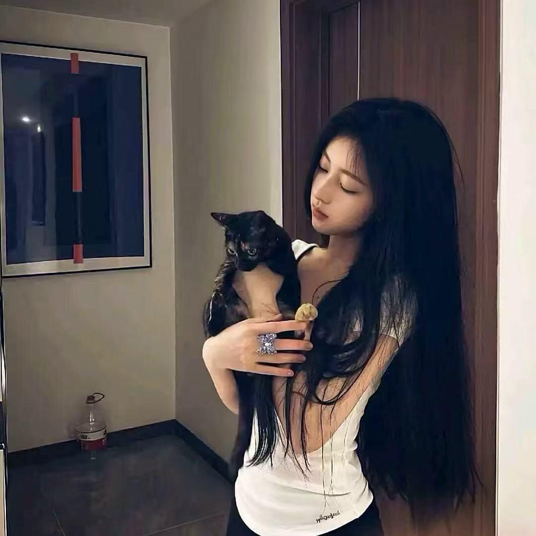 笨蛋奶妈.