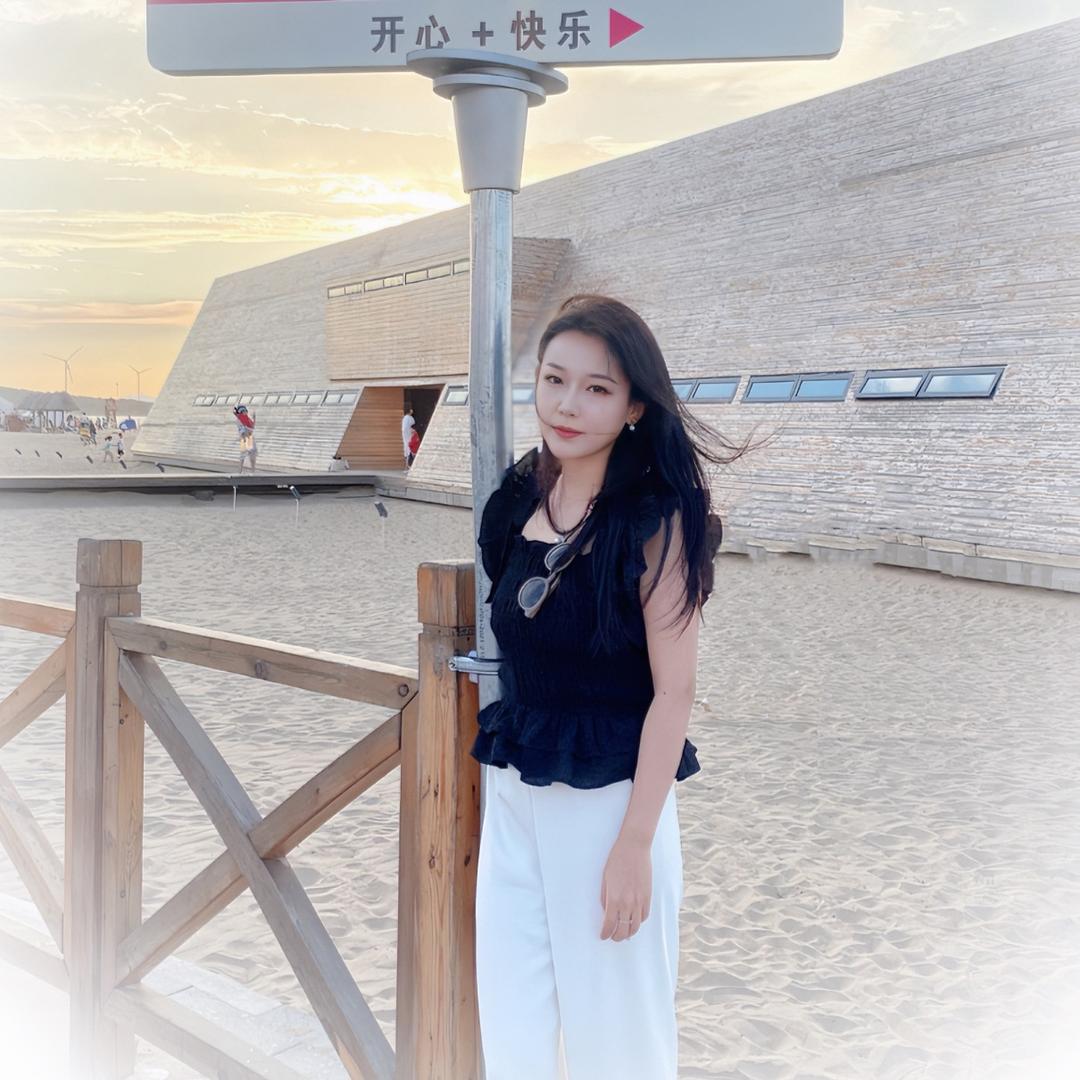 小莹莹 ・ 💍