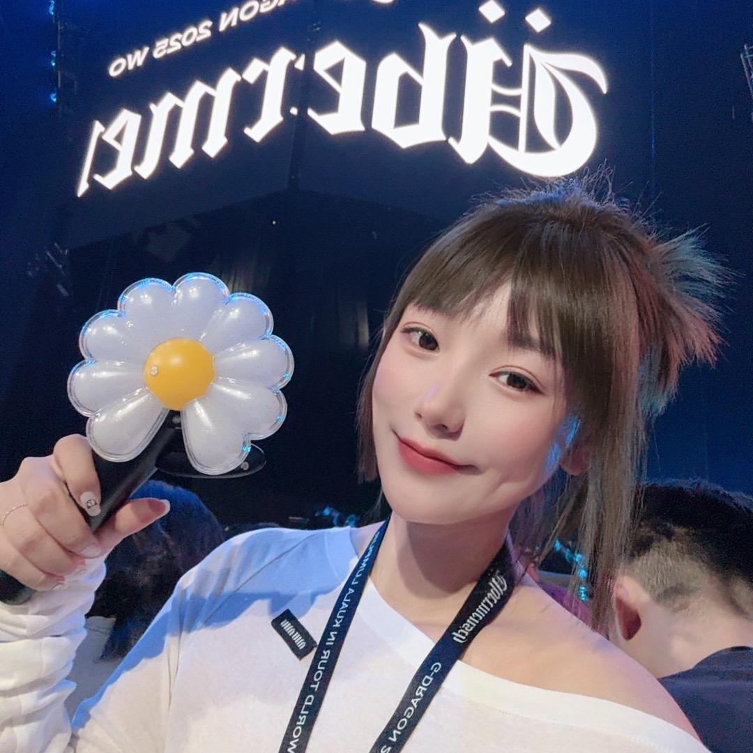 GD的小迷妹.