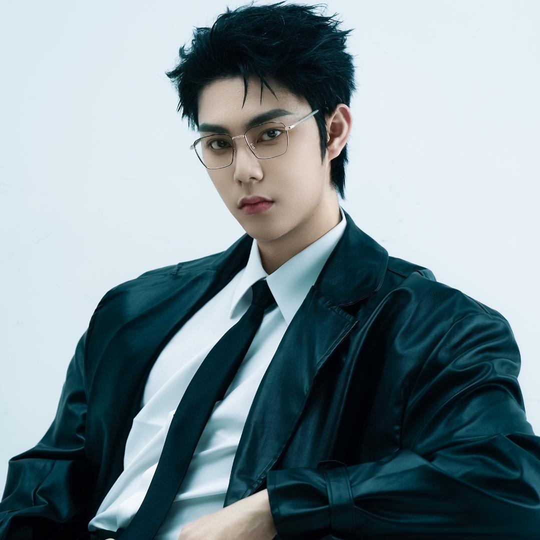 徐逸轩🃏⁰⁸²³