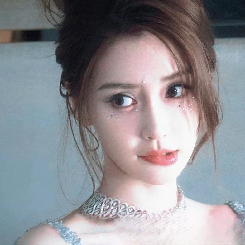 ګۊ黑黑