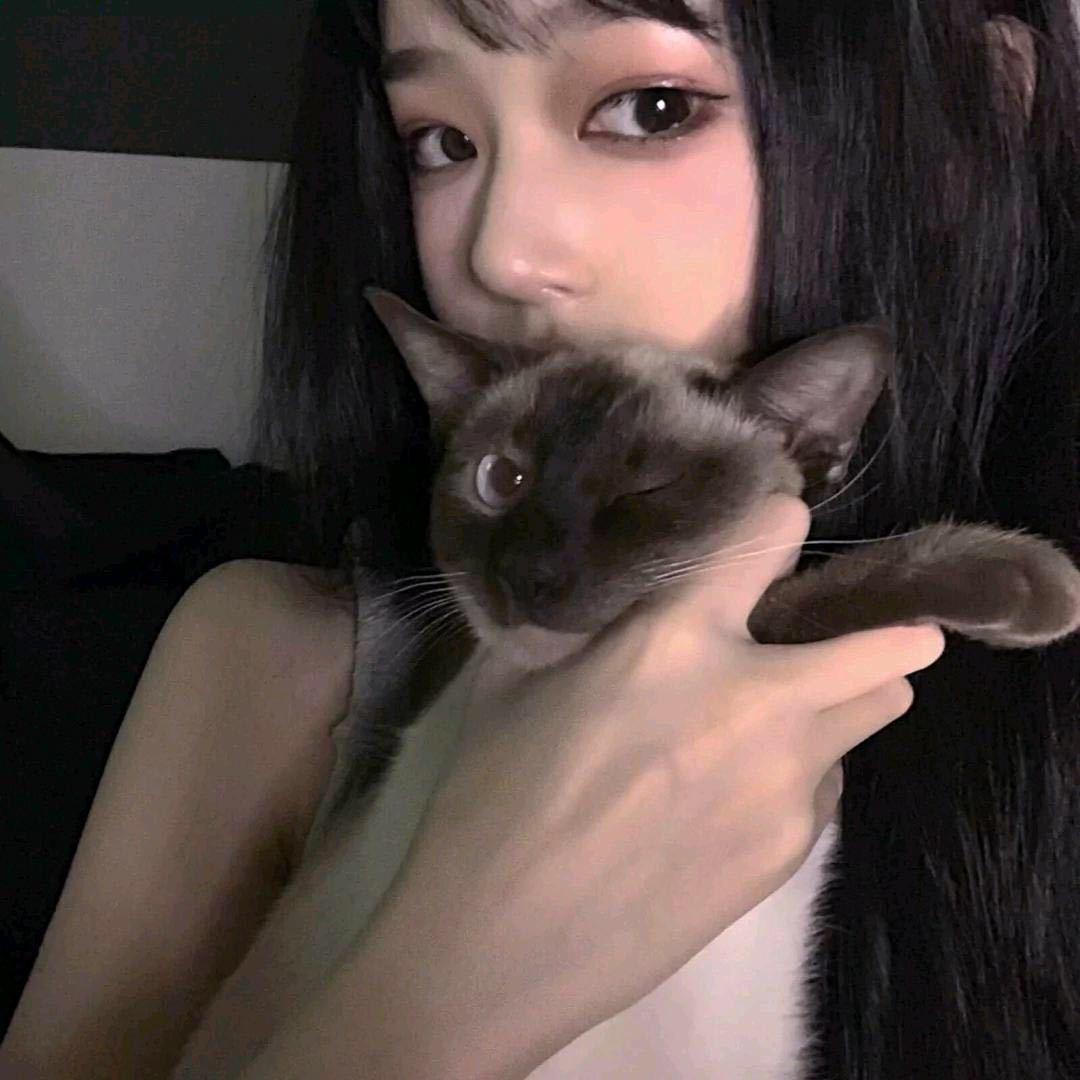 一脚踹飞不开心👣