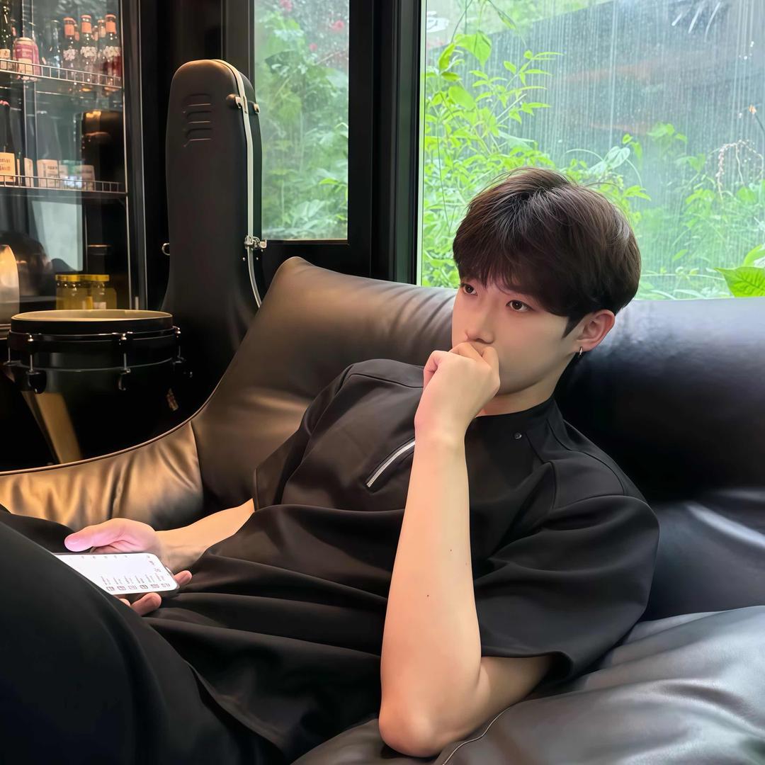 烟了了 ⁸⁰¹⁶🦖