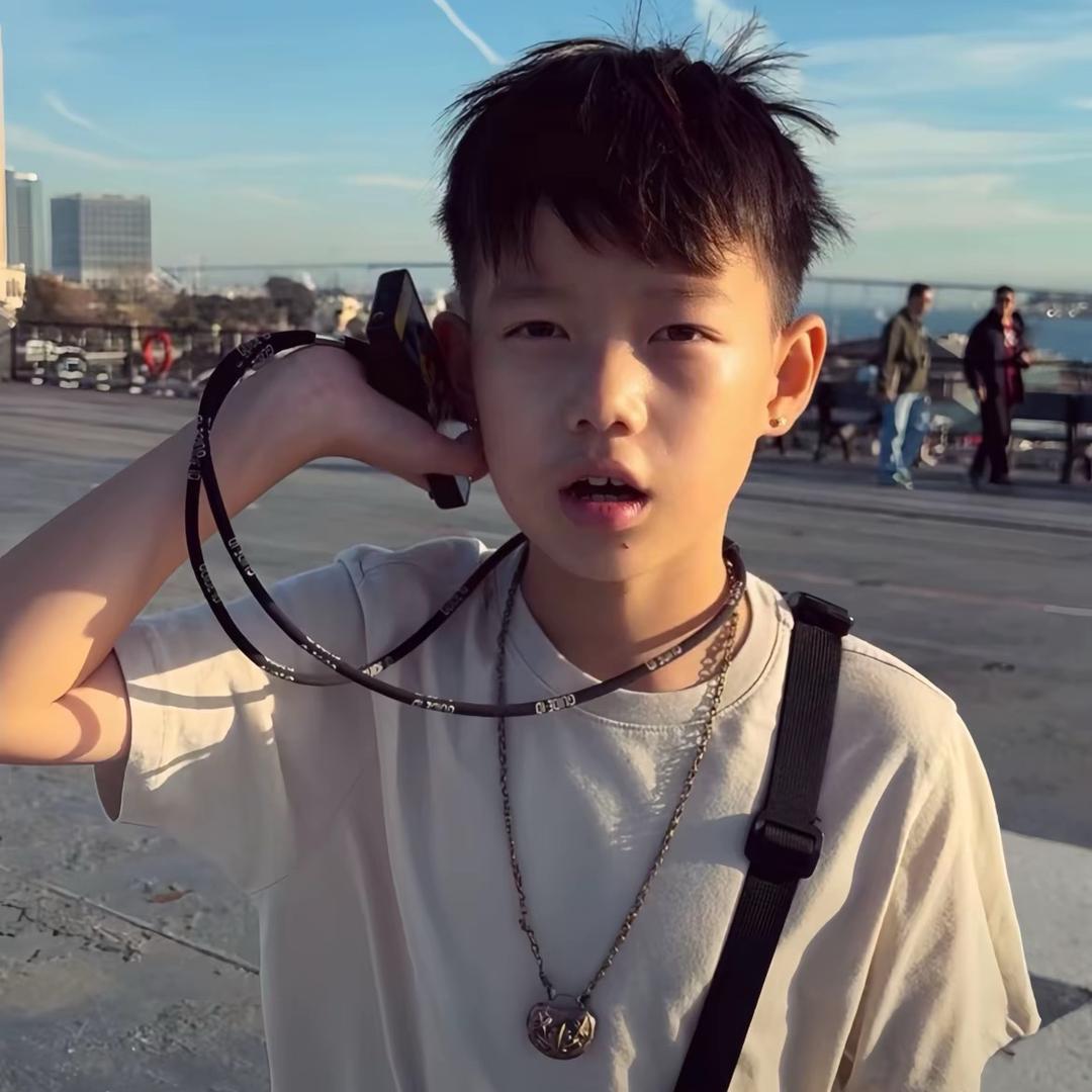 早起会炸毛