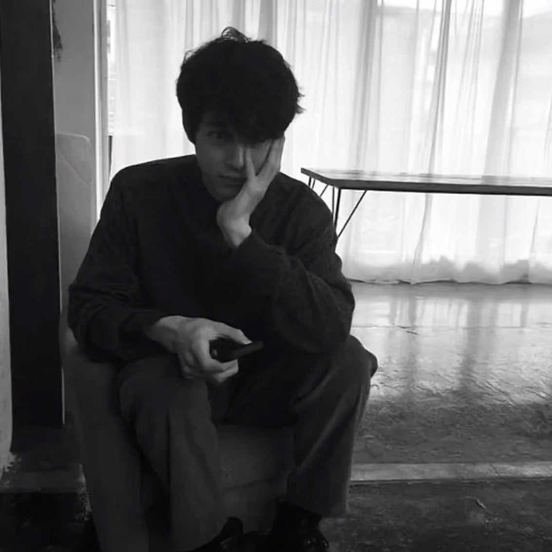 倔强的发际线