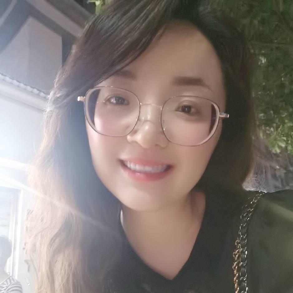 社恐莉莉