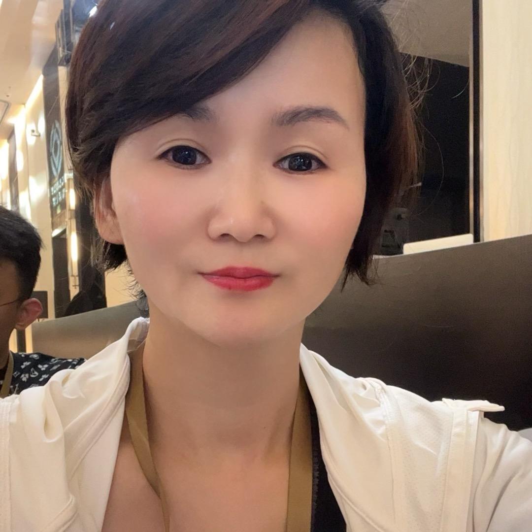 南京朝辉美容陆老师