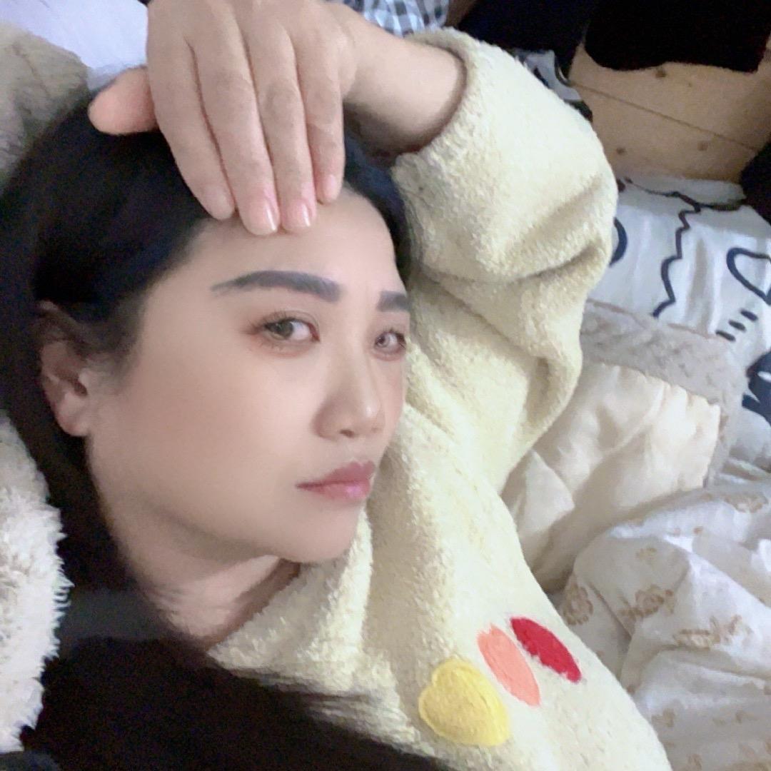🌹🌹月🌙色🌺🌺✌️✌️