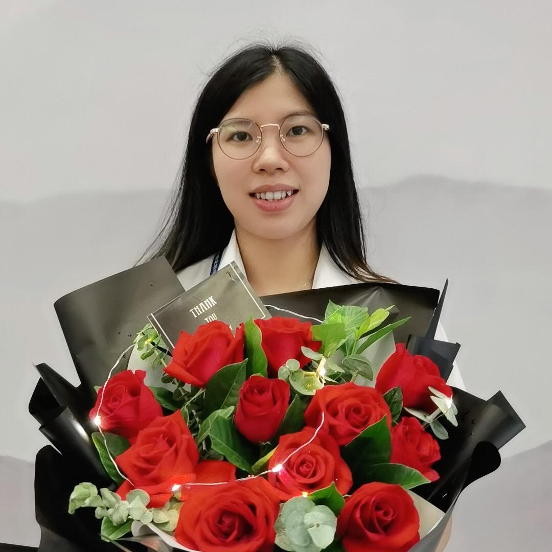 卖户外亮化灯的负婆