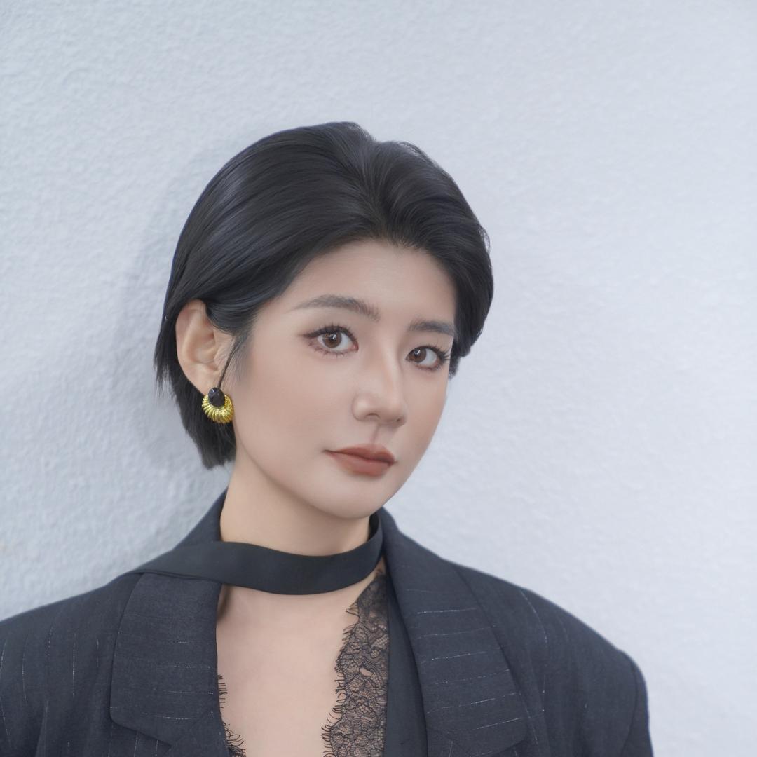 小眼睛的大文 ꪝ •