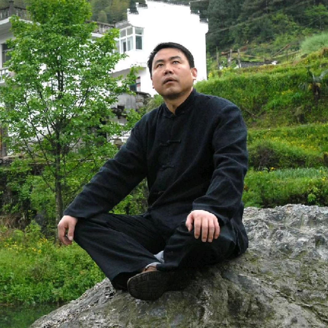天方雾里红眉