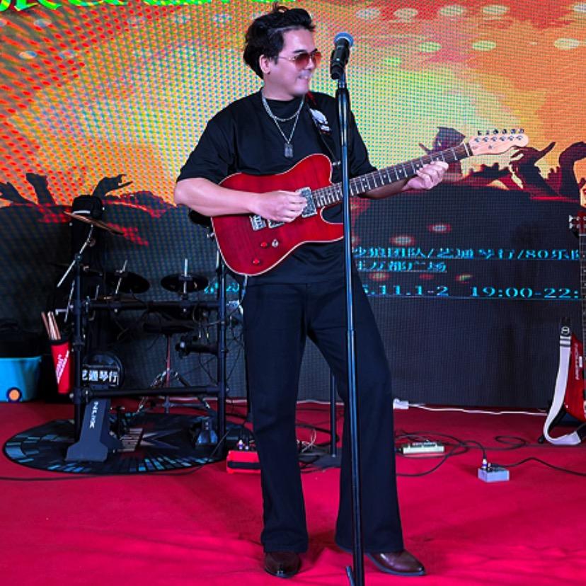 啰霸《尊师大沙狼》