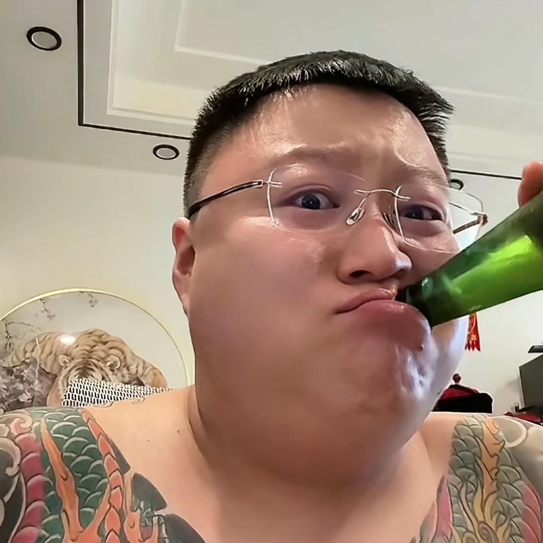 Niu啥博。