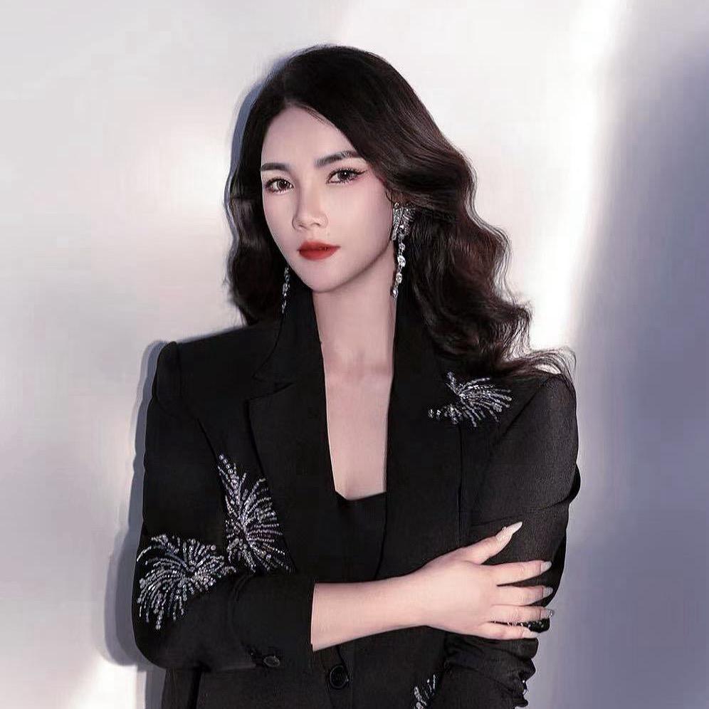 亚亚老师只教唇|双美ww