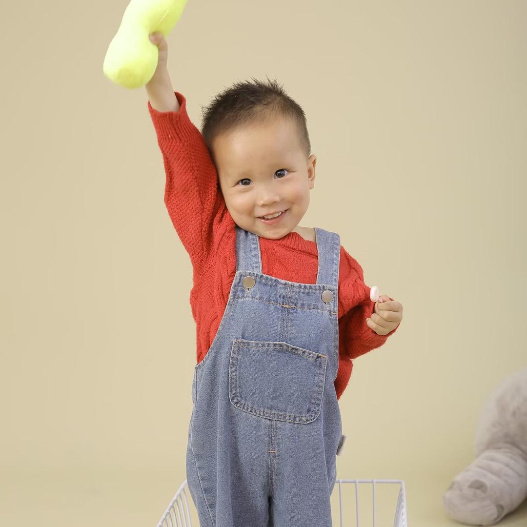 小温。（带娃中）