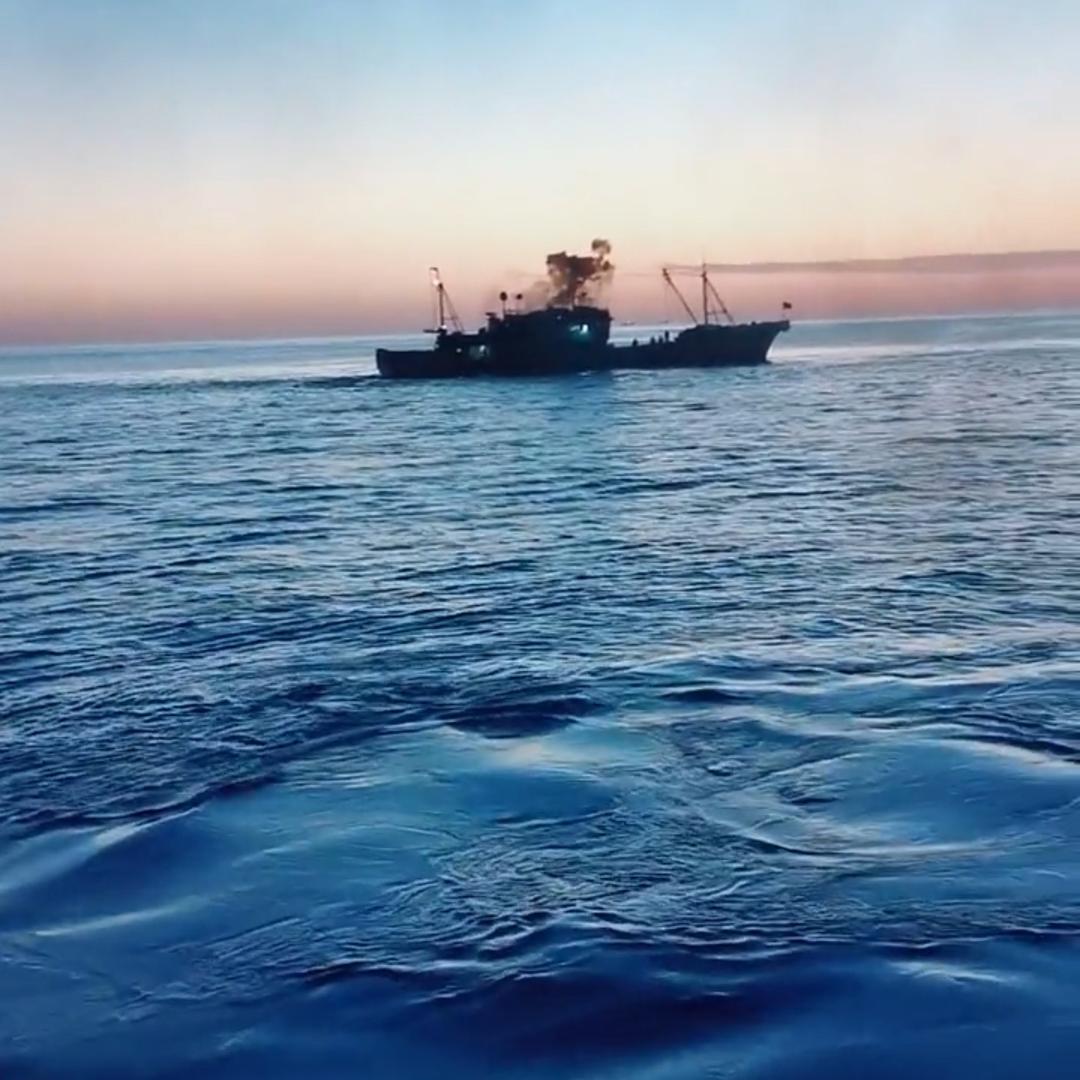 渔夫出海