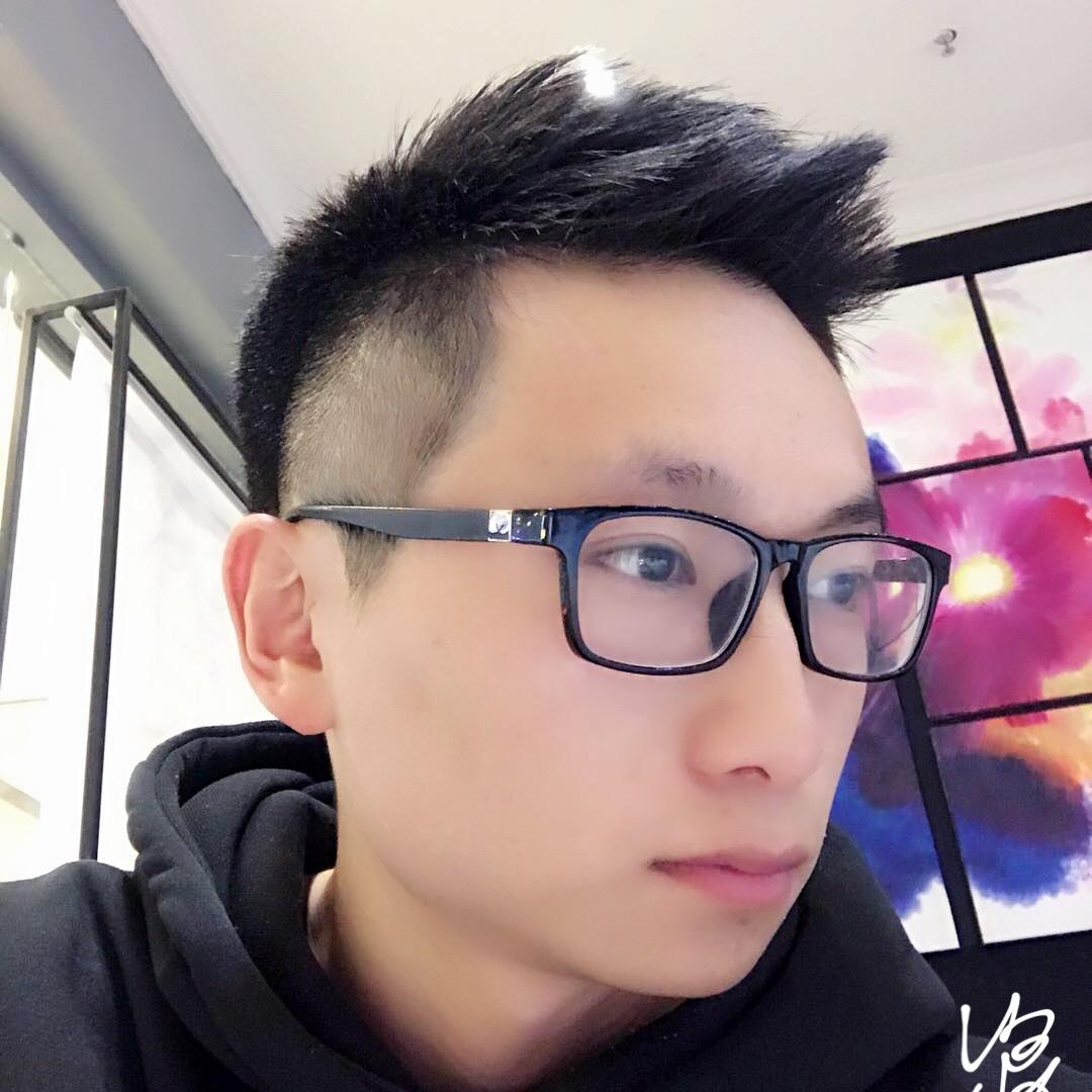 小哥的比亚迪❤️