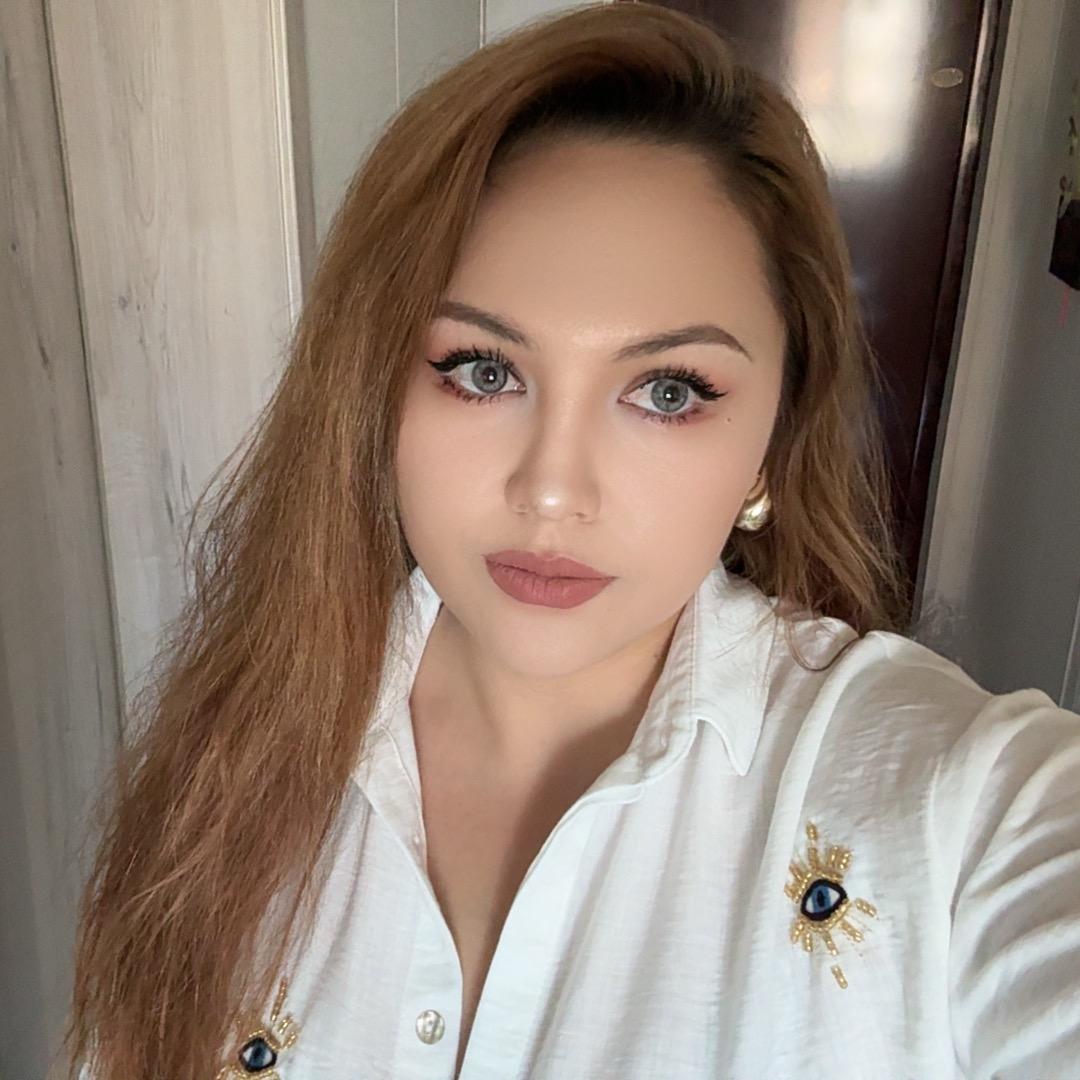 Mayira.