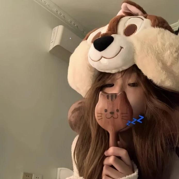 -童童不是虫虫·