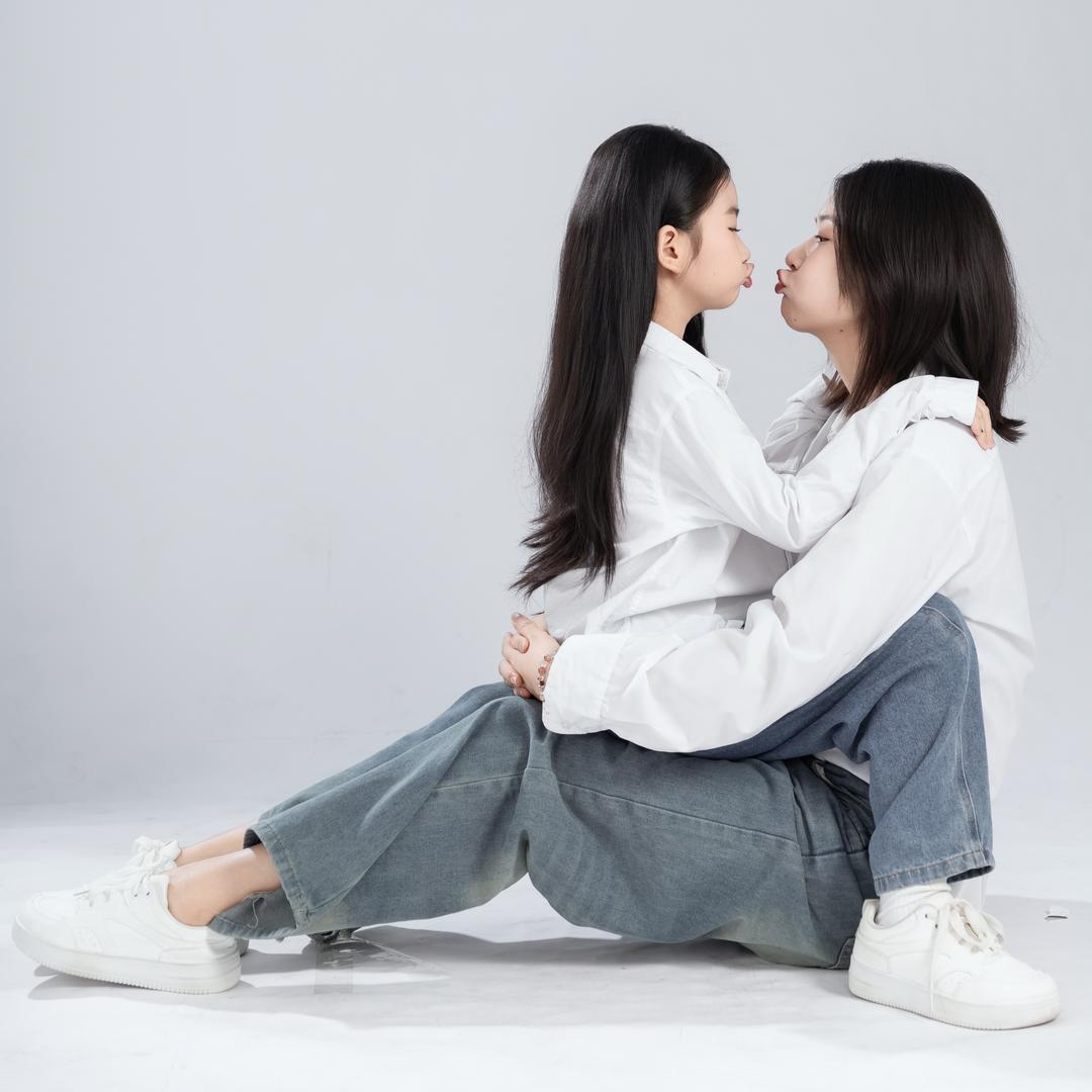 小李子和炘姐的日常