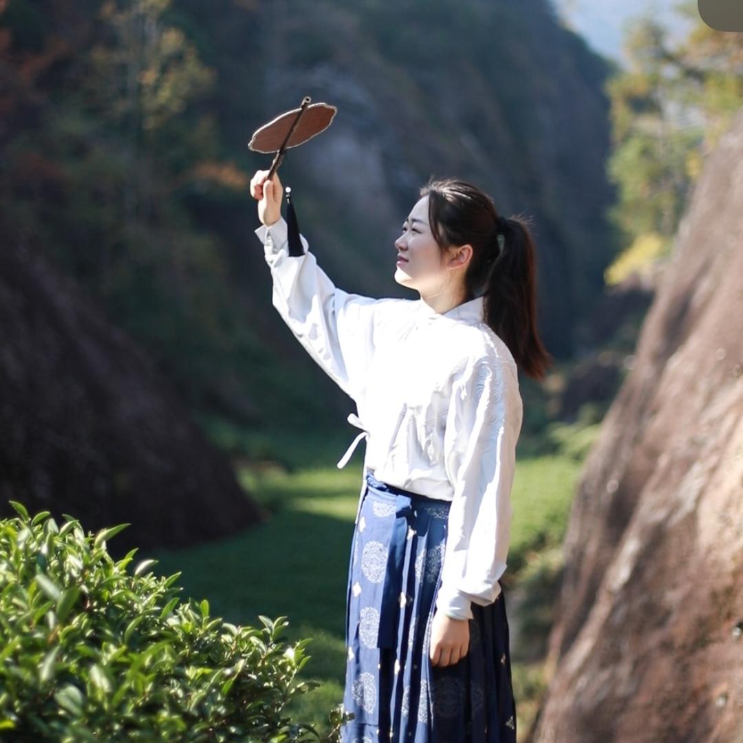 青烟雨（小茶叶）