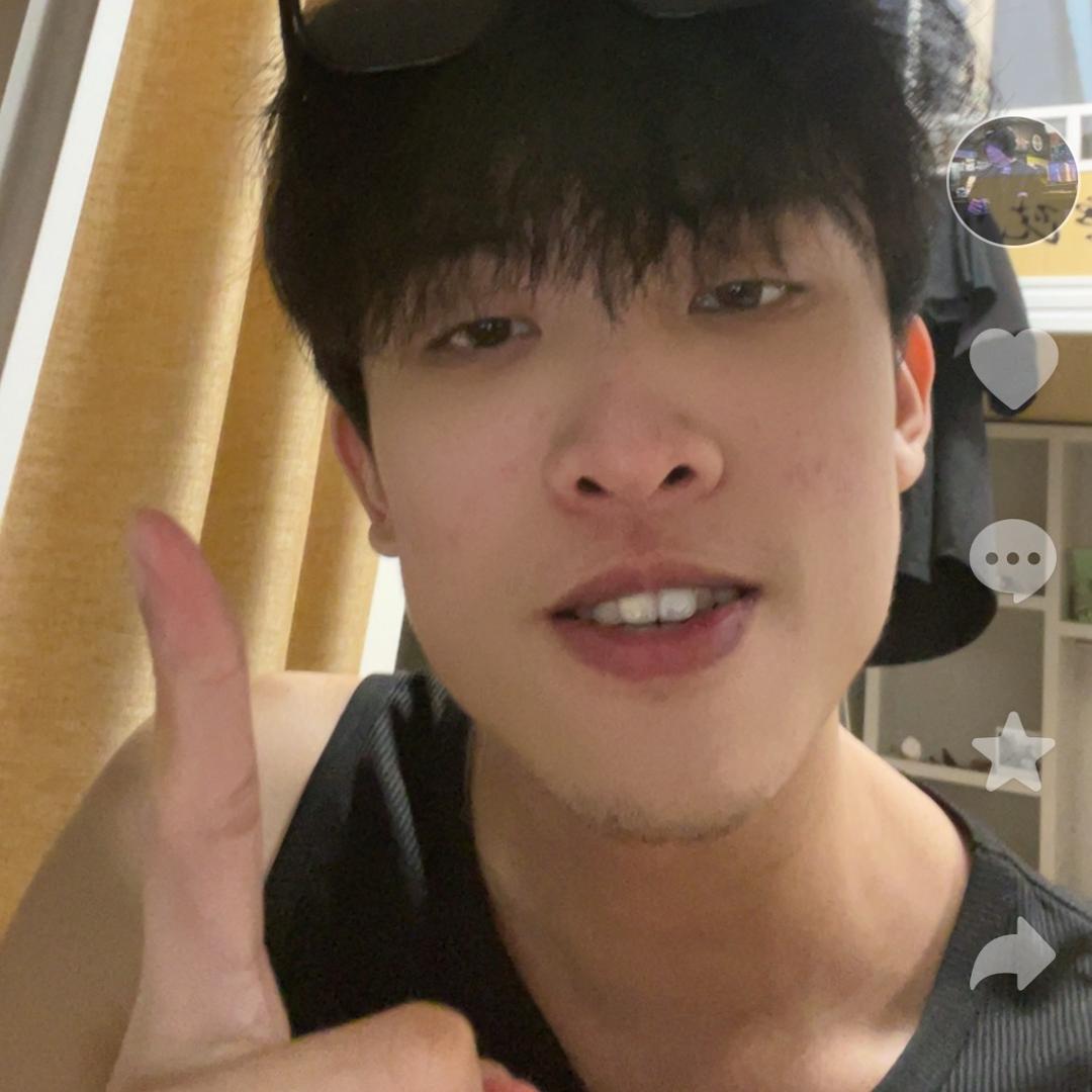 Sweetdaddy25（不是gay