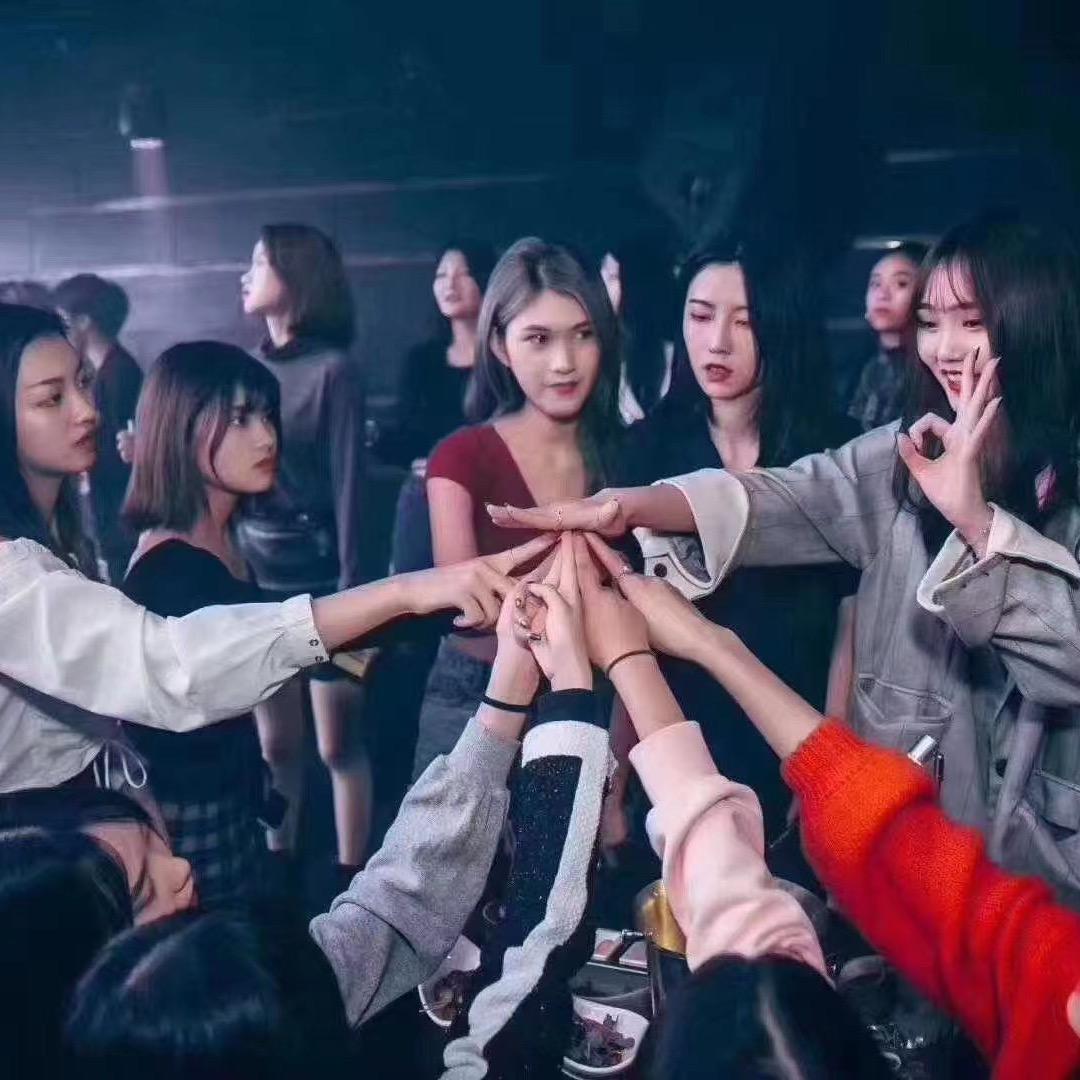 南通酒吧ktv，小江
